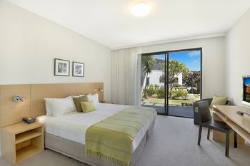 Magenta Studio Room - Accommodation Gold Coast 5