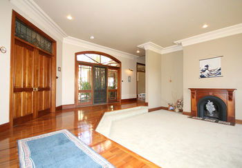Relaxin - Accommodation Gold Coast 8