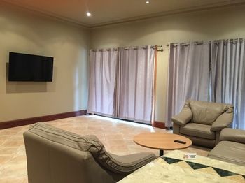 Relaxin - Accommodation Gold Coast 20
