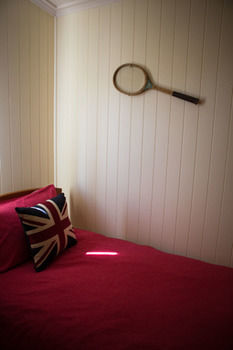 The Wattle Lodge - Accommodation Gold Coast 7