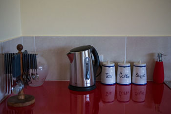 The Wattle Lodge - Accommodation Gold Coast 12