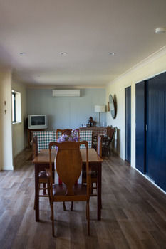 The Wattle Lodge - Accommodation Gold Coast 13