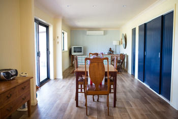 The Wattle Lodge - Accommodation Gold Coast 14