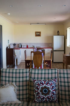 The Wattle Lodge - Accommodation Gold Coast 16