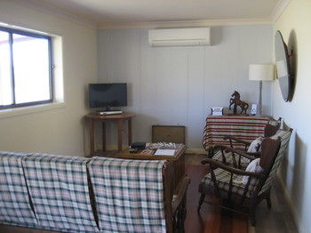 The Wattle Lodge - Accommodation Gold Coast 18