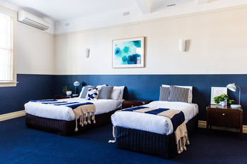 Bridgeview Hotel - Accommodation Gold Coast 6