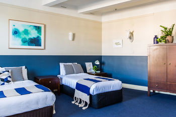 Bridgeview Hotel - Accommodation Gold Coast 10