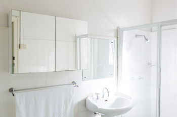 Bridgeview Hotel - Accommodation Gold Coast 12