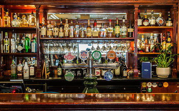 Bridgeview Hotel - Accommodation Gold Coast 17