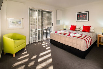 Wallsend Executive Apartments - Accommodation Gold Coast 16