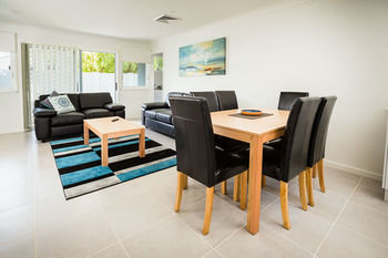 Wallsend Executive Apartments - Accommodation Gold Coast 32