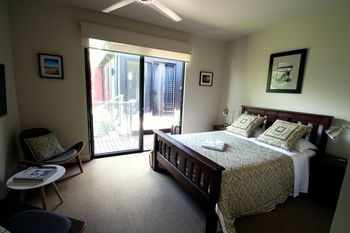 Phoenix Eumundi Bed & Breakfast - Accommodation Gold Coast 1