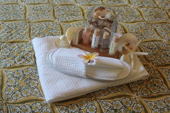 Phoenix Eumundi Bed & Breakfast - Accommodation Gold Coast 2