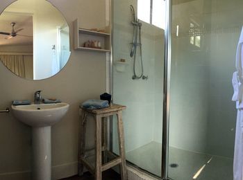 Phoenix Eumundi Bed & Breakfast - Accommodation Gold Coast 5