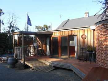 A Twist Of Willow - Accommodation Gold Coast 13