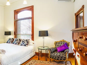 The Regents Park - Accommodation Gold Coast 8