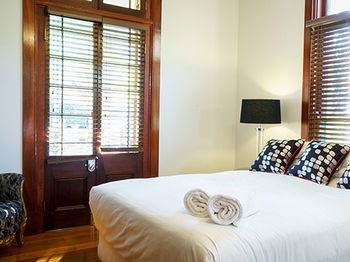 The Regents Park - Accommodation Gold Coast 11
