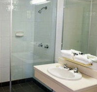Newcastle Beach Hotel - Accommodation Gold Coast