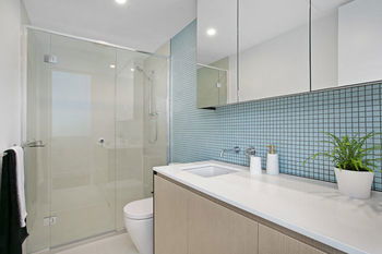 CAMPUS - Accommodation Gold Coast 26