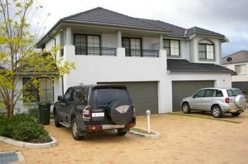 Castle Hill 128 Har Furnished Apartment - Accommodation Gold Coast 4