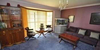 Castle Hill 60A Gil Furnished Apartment - Accommodation Gold Coast 5