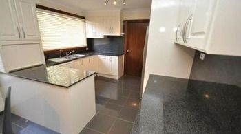 Castle Hill 60A Gil Furnished Apartment - Accommodation Gold Coast 6