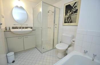 Darlinghurst 49 Oxf Furnished Apartment - Accommodation Gold Coast 2