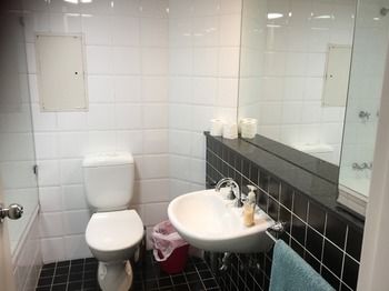 Central Station Apartment - Accommodation Gold Coast 16