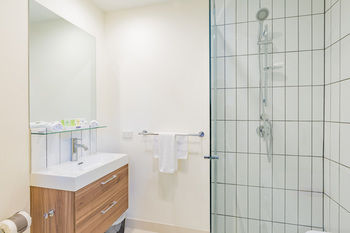 City Edge Box Hill - Accommodation Gold Coast 9