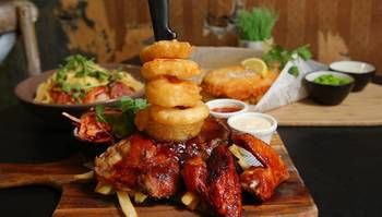 The Criterion Pub And Kitchen Carrington - Accommodation Gold Coast 6