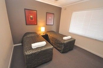 North Ryde 69 Melb Furnished Apartment - Accommodation Gold Coast 3