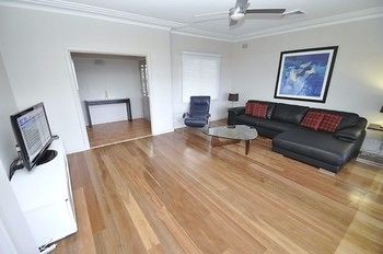 North Ryde 69 Melb Furnished Apartment - Accommodation Gold Coast 5
