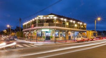 Hamilton Executive Apartments - Accommodation Gold Coast 13