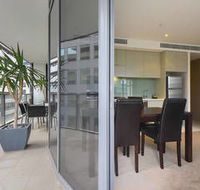 Melbourne Fully Self Contained 1 Bed Apartment 607 Qun - Accommodation Gold Coast