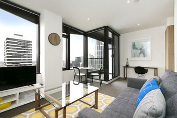 Melbourne Fully Self Contained Modern 1 Bed Apartment 4505A - Accommodation Gold Coast 8
