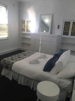 Newcastle Accommodation Tighes Hill - Accommodation Gold Coast 1