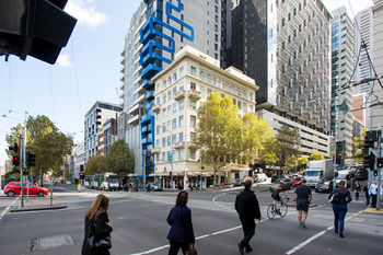 1 Exhibition Apartment Hotel - Accommodation Gold Coast 1