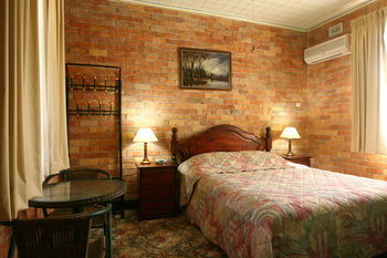 CBC Bed & Breakfast & Cafe - Accommodation Gold Coast 4