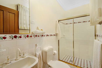 CBC Bed & Breakfast & Cafe - Accommodation Gold Coast 28
