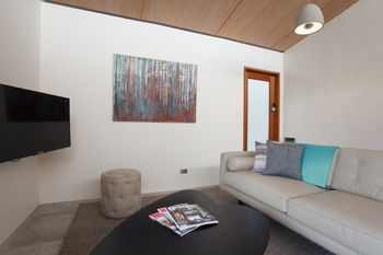 Studio 367 - Accommodation Gold Coast 17