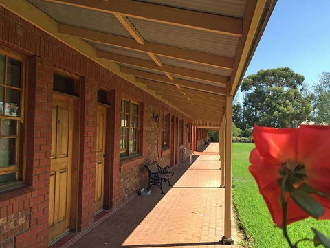 Coonawarra Units - Accommodation Gold Coast 2