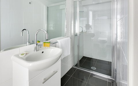 BEST WESTERN Tall Trees Canberra - Accommodation Gold Coast 2