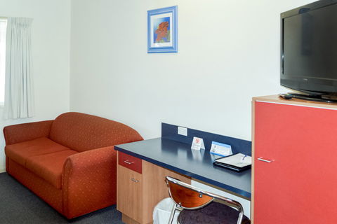 BEST WESTERN Boulevard Lodge - Accommodation Gold Coast 7