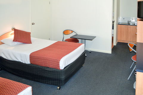 BEST WESTERN Boulevard Lodge - Accommodation Gold Coast 14