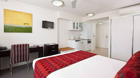 BEST WESTERN PLUS Cairns Central Apartments - Accommodation Gold Coast 1
