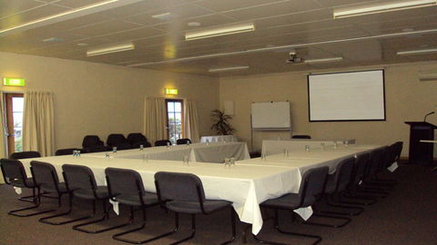 BEST WESTERN Beachfront At Bicheno - Accommodation Gold Coast 2