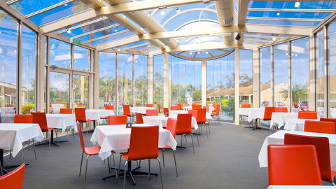 BEST WESTERN Airport Motel And Convention Centre - Accommodation Gold Coast 0