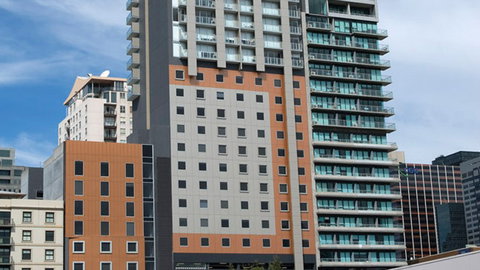 BEST WESTERN Atlantis Hotel - Accommodation Gold Coast 1