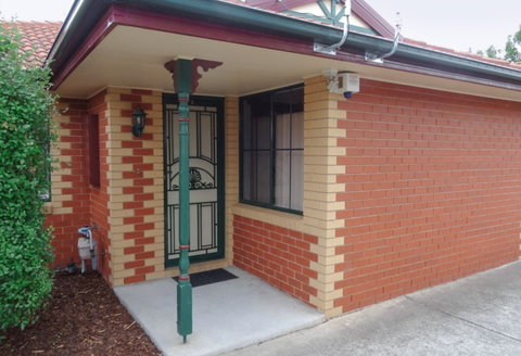 BEST WESTERN Fawkner Airport Motor Inn And Serviced Apartments - Accommodation Gold Coast 0