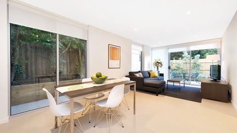 Best Western Plus The Tudor Box Hill - Accommodation Gold Coast 0